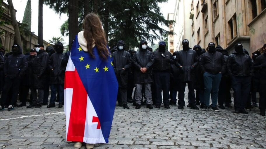 133614627 ce5fe061 63f5 4d35 a3e0 63d19a703b29