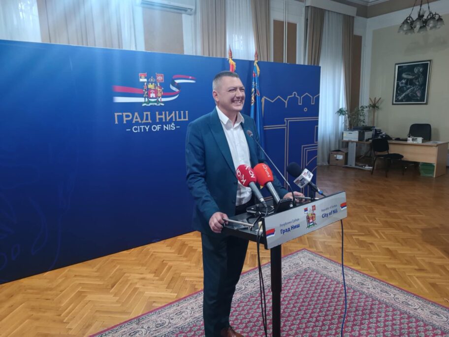 Niški većnik Ivan Grmuša zaposlio se "za stalno" u Vodovodu, firma njegovog brata dobija milionske tendere širom Srbije 10 ivan grmusa