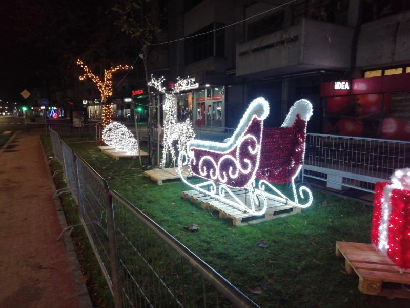 Leskovac planira da plati 2,5 miliona dinara za praznično ukrašavanje 2 800x600 800x600 IMG 20211208 234230