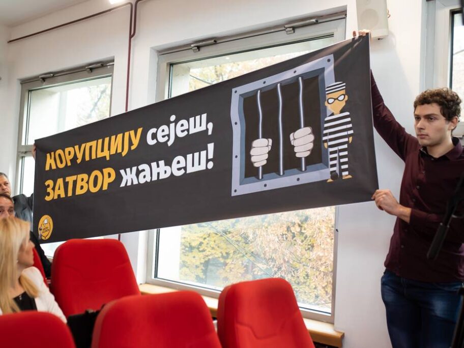 Uručena nagrada „11. januar” u Nišu - opozicija bojkotovala, kažu nije vreme za svečanosti i slavlja 7 kreni promeni