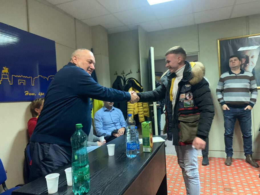 IMG 45fc3c1266d52f8ae5752a3f9e03af99 V