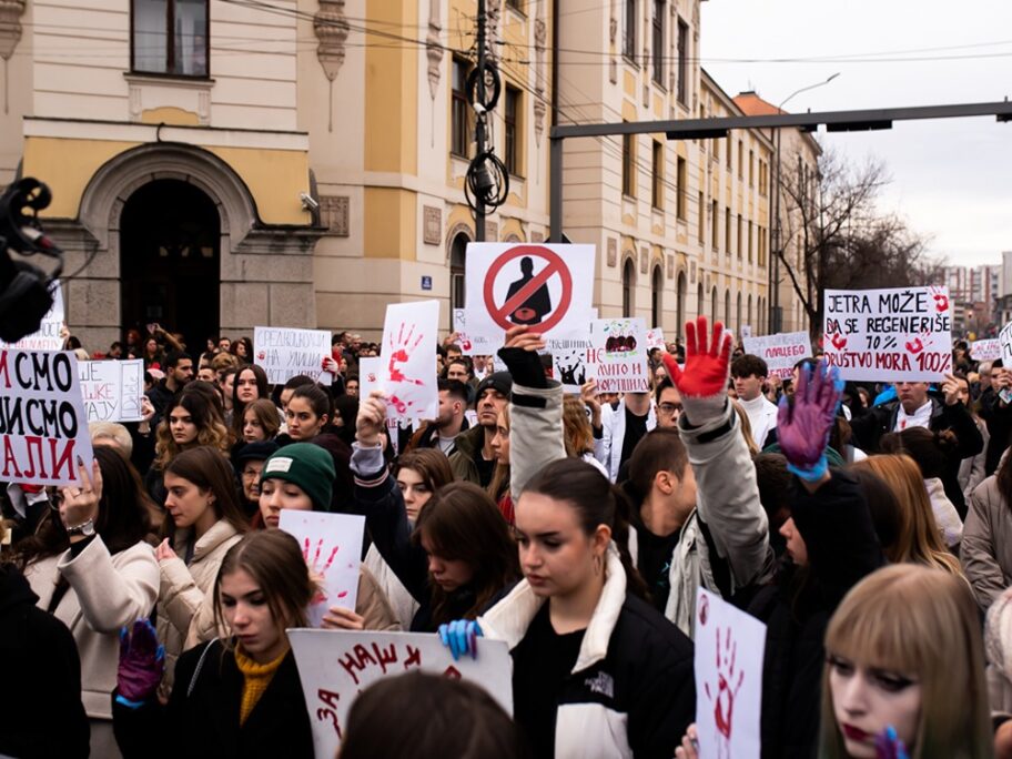 Retrospektiva izborne godine u Nišu: Vlast na korak od pada i generacija koja je "preko noći" politički sazrela 11 studenti protest