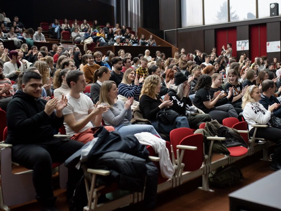 462567477_477630548300448_1959372034837620863_n