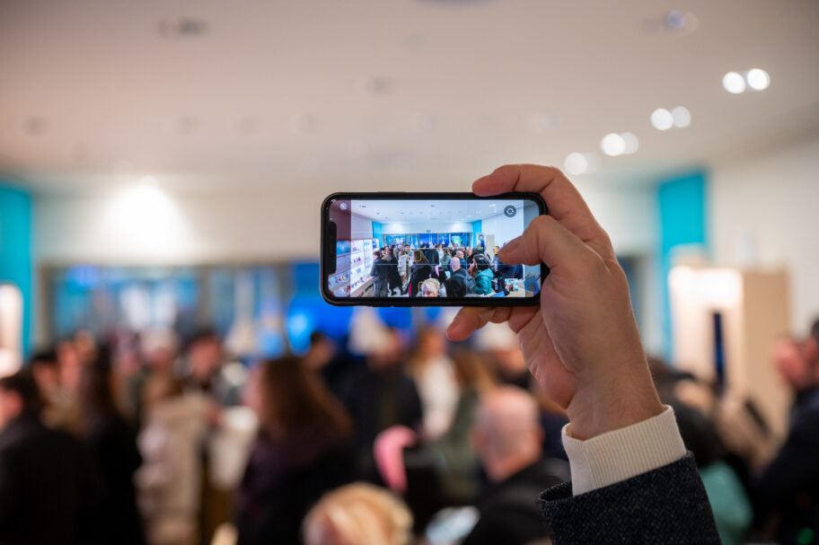 LiveProduction1PMI24122024 8966