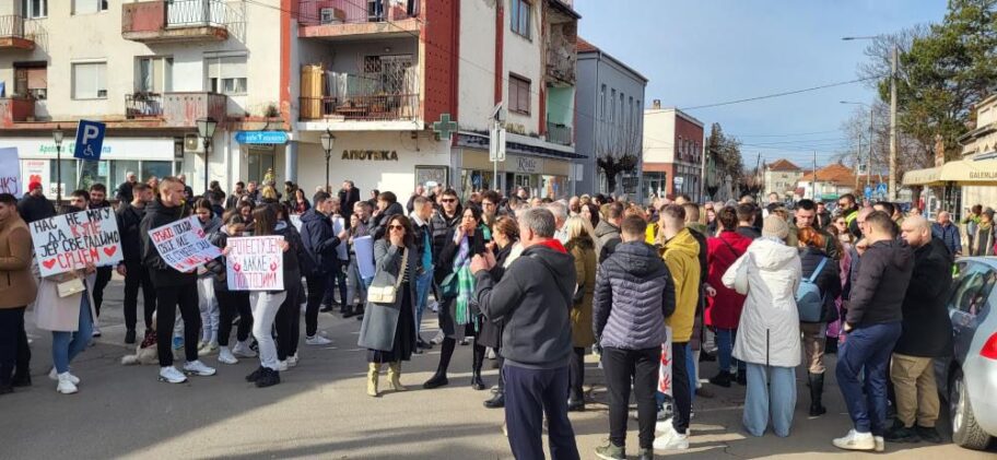 "Sloboda se ne dobija, za slobodu se bori" - Bela Palanka prvi put stala 14 0 02 05 ee55d8e4508881a8ce732cccc5b5b13aec0043c44407579cfa0bd1d0a4a27131 28d01d58d37