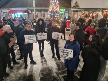 "Studenti su budućnost Srbije"- Surduličani zastali prvi put na 15 minuta 6 1000004399
