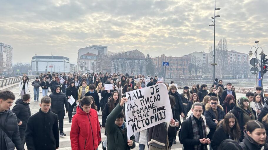 “Kada politika uđe u školu, znanje izlazi” - niški srednjoškolci traže ostavku direktorke Umetničke škole 8 473414065 500497865978652 3720402227828050469 n