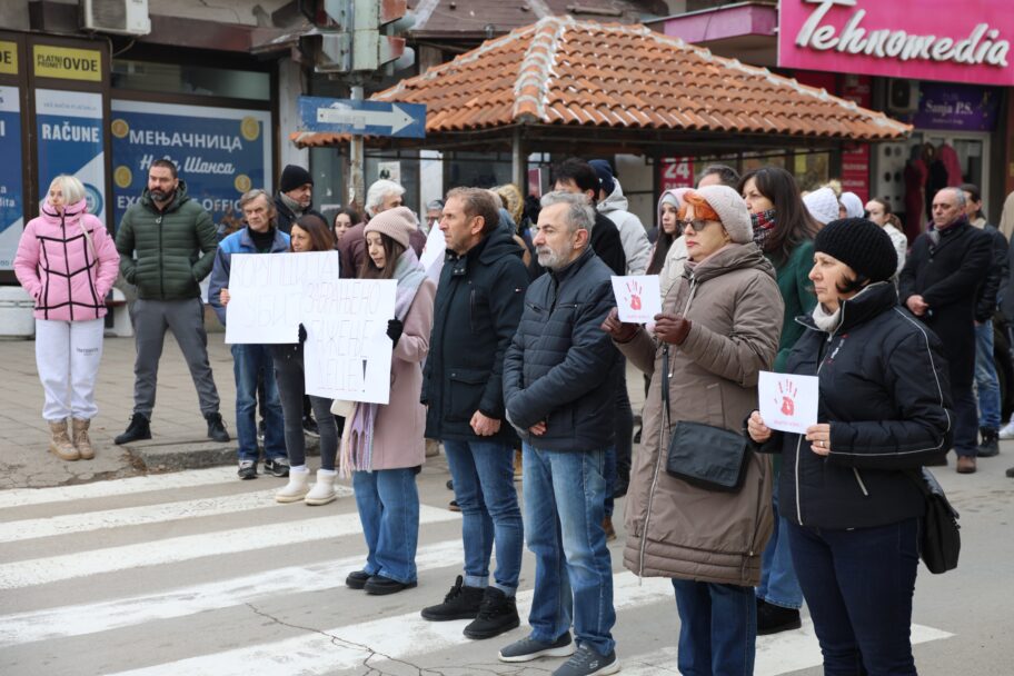 Još jedan protest u Svrljigu, okupljeni istrajni do ispunjenja zahteva studenata 2 foto: Aleksandar Kostić