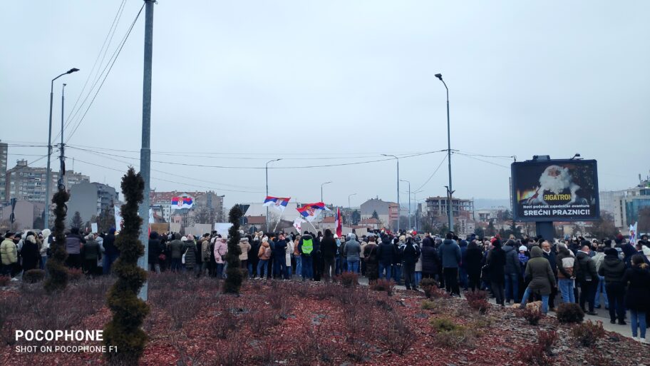 “Kreće hajka generalnog štrajka”- veliki protest u Nišu i podrška prosvetarima 5 IMG 20250119 161050 1