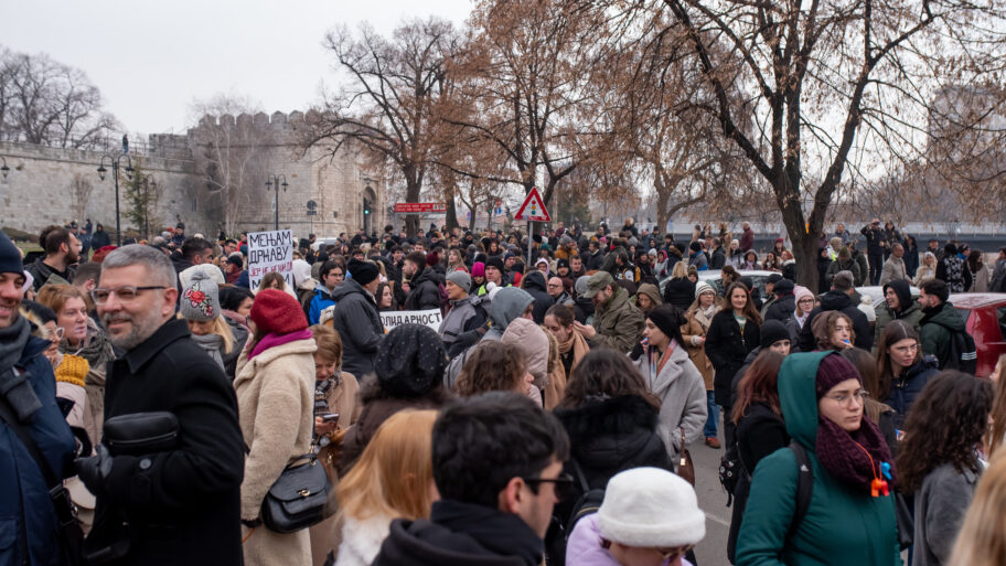 Nišlije pripremaju zborove građana - stručnjaci to vide kao novi način pritiska na vlast i buđenje 7 JLM 1721