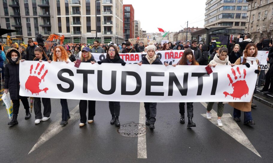 b48259f0 df3f 11ef a819 277e390a7a08