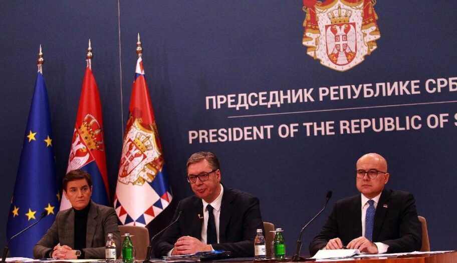 d73957b0 dcdc 11ef bc01 8f2c83dad217 1