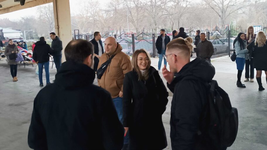 Ko sve radi u kabinetu gradonačelnika Niša - ugovore ima osmoro zaposlenih 2 pr sluzba