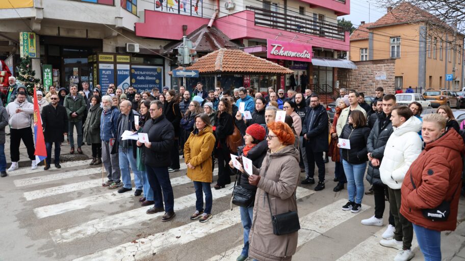 Podrška iz Svrljiga zahtevima studenata: Blokada centra u petak na 15 minuta 12 protest Svrljig 1
