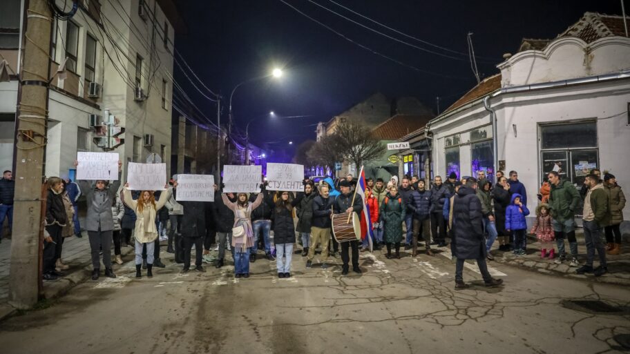 Održan još jedan protest u Svrljigu, podrška studentima i u subotu 8 protest nocni Svrljig