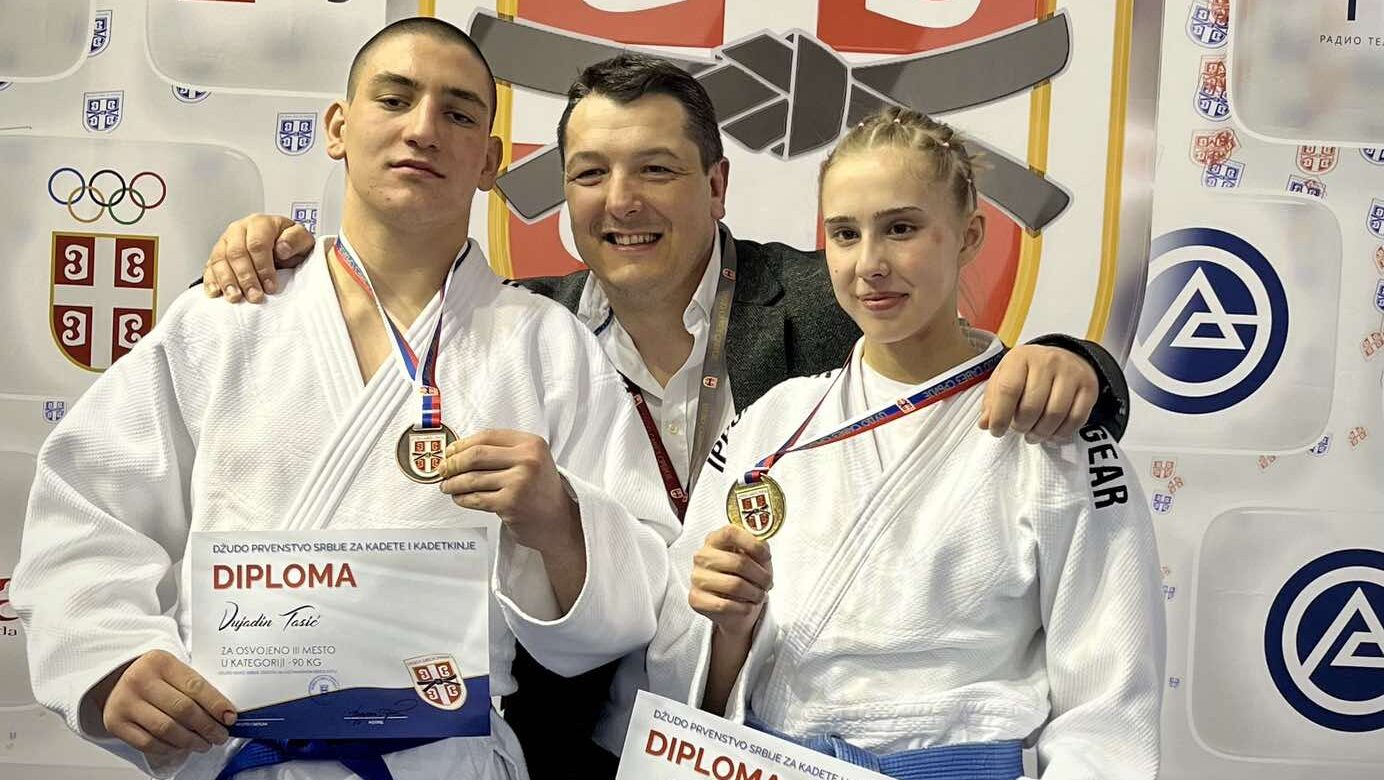 Dve mlade Nišlijke kadetske prvakinje Srbije 1 0 02 05 163db56bbc5517efe06f19d742b0b7dbc721838ab01c6335e67a1312aaaccb6d 290ad076c59 e1739209958141