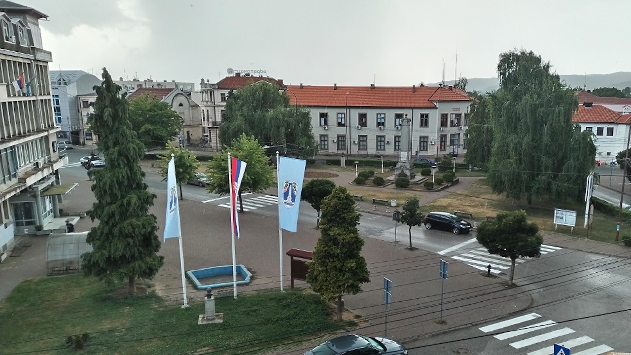 Opština Vlasotince poziva građane na sklapanje sporazuma o zauzeću zemljišta 1 IMG 20230722 165241