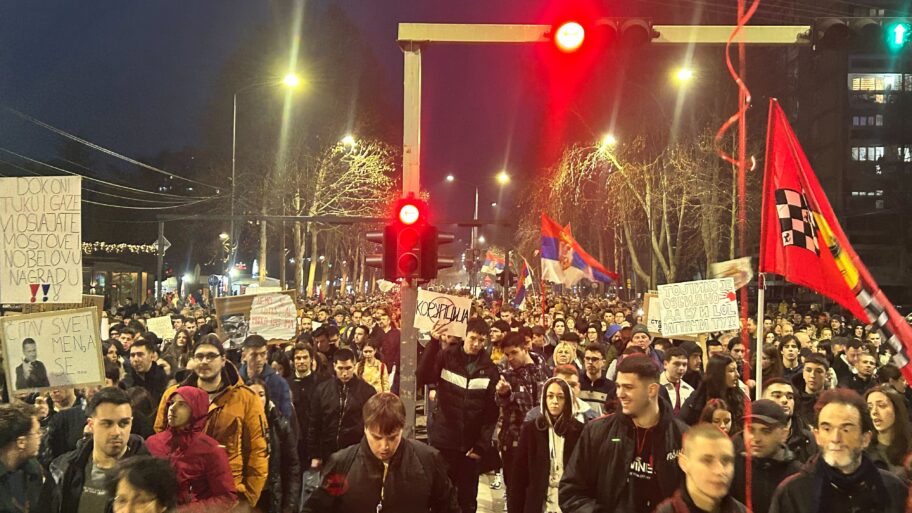 "Tamo daleko", "Pravde još nema" i "Dosta ćutanja" - Niš stao uz Novi Sad i studente 23 IMG 6982