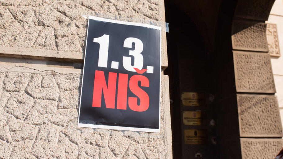 Brojne akcije Nišlija za 1. mart - deli se "wi-fi", poklanjaju torte, a napravljen i sajt za pomoć gostima 8 JLM 4650