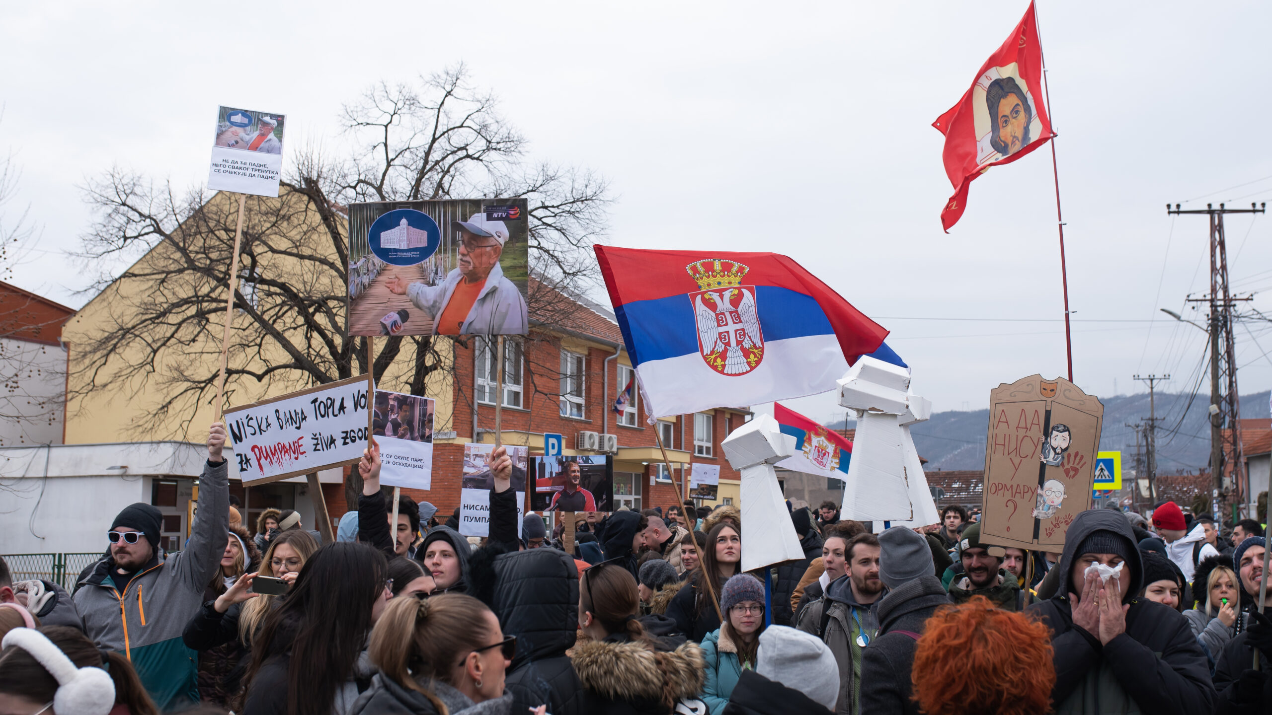 Niški studenti pozivaju na protestnu šetnju od Vojne bolnice do Gradske kuće 1 JLM 4762 scaled