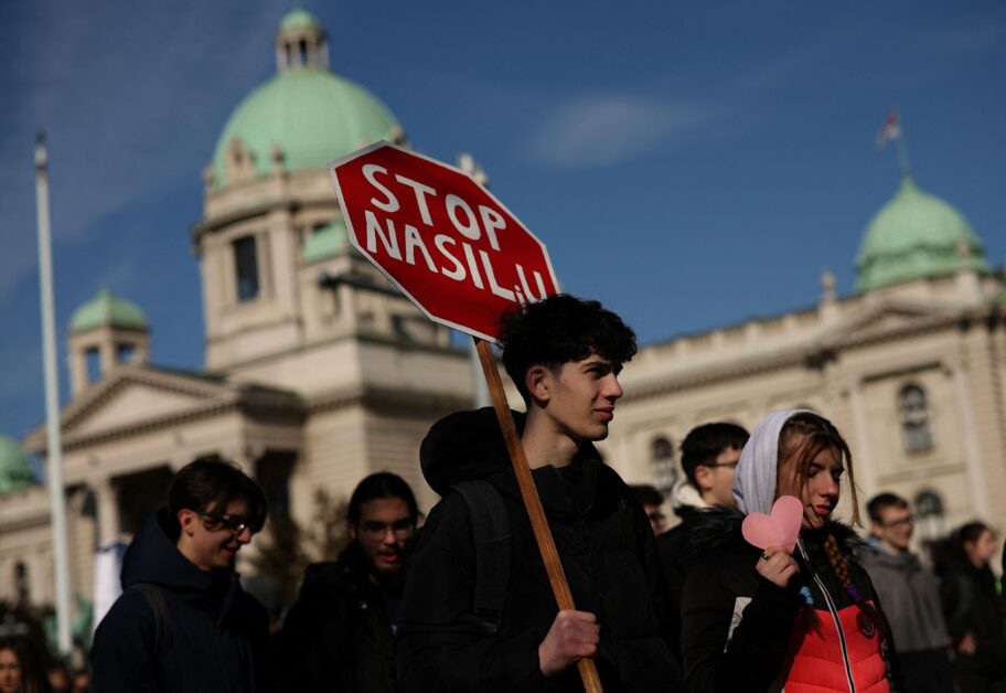 f6b27720 ef83 11ef a819 277e390a7a08