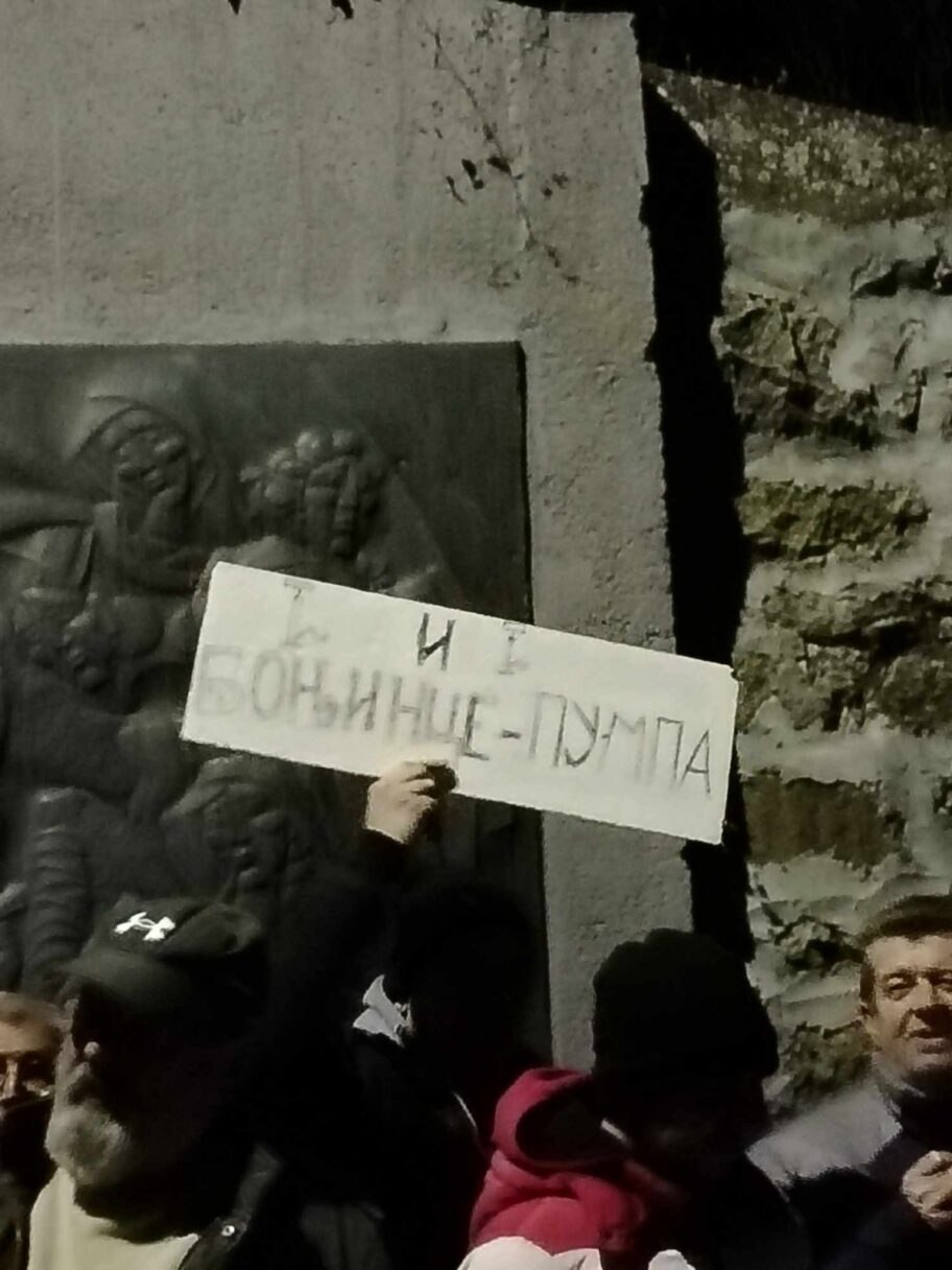 original BAA33BCD FD99 443F 8A30 4EE17C10C0E1