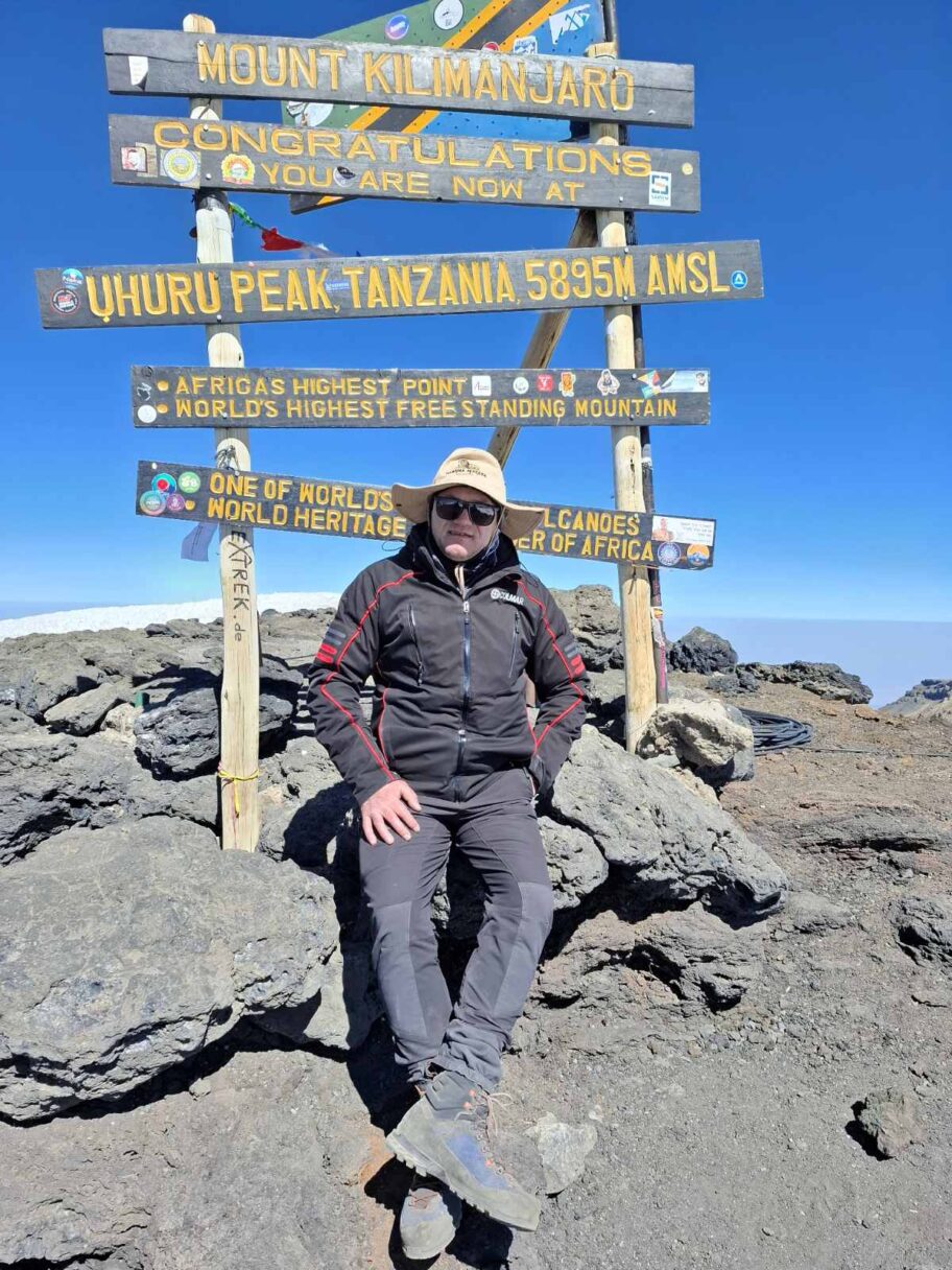 3 dragan djordjevic na vrhu uhuru