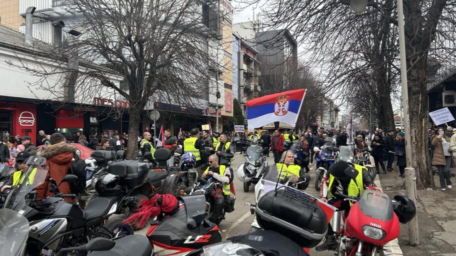 Defileom kroz centar Niša, bajkeri iz cele Srbije pružili podršku studentima 2 482004331 2072152079914108 5744126223383799118 n