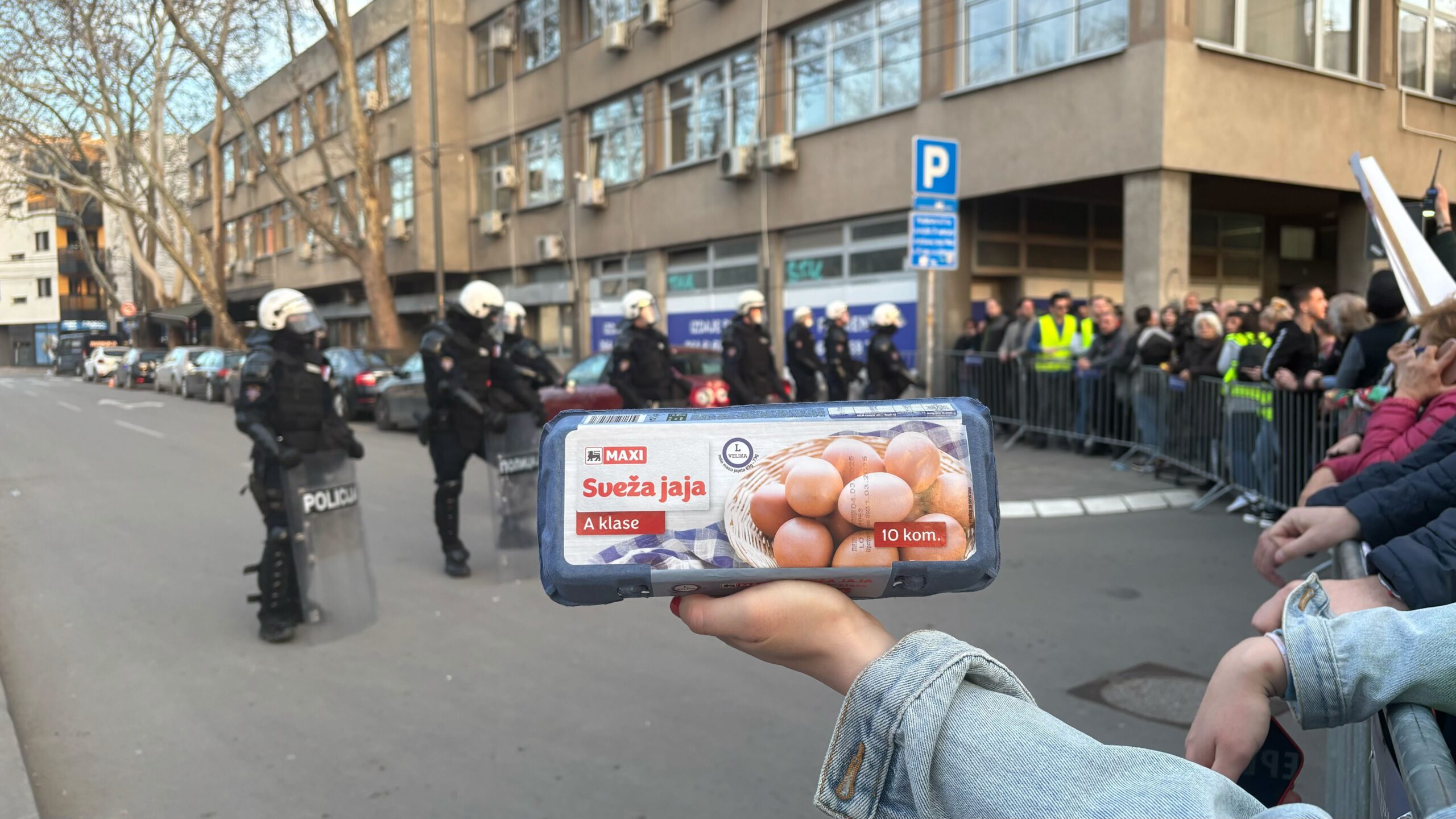 Reakcije nakon burne noći u Nišu - opozicija smatra da je skup morao da se otkaže, vlast opet o "obojenoj revoluciji" 1 IMG 2818 scaled