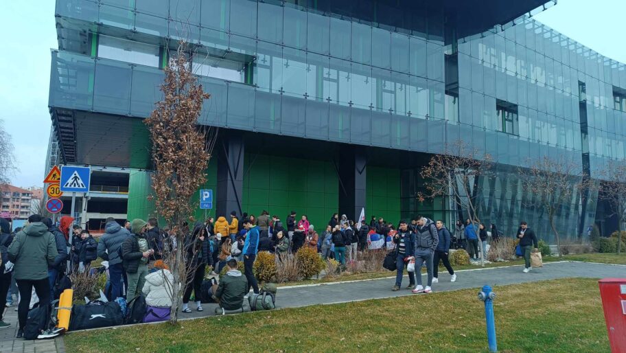 Niš ispratio studente nakon "Studentskog edikta" i sprema se za Beograd i 15. mart 7 ispracaj studenata foto ljubica jocic 11