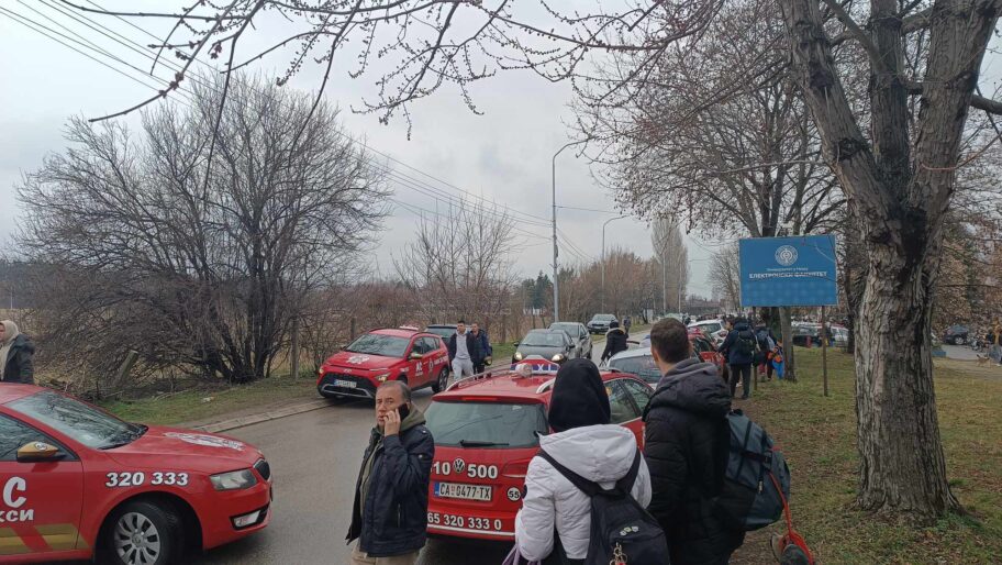 Niš ispratio studente nakon "Studentskog edikta" i sprema se za Beograd i 15. mart 11 ispracaj studenata foto ljubica jocic 16