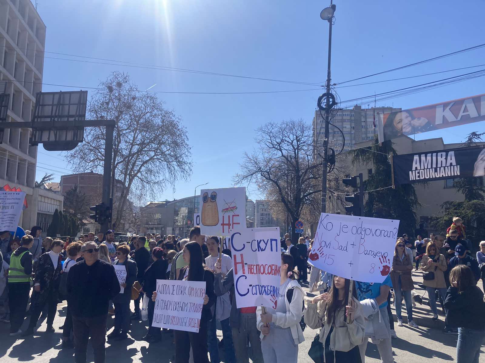 Protest u Nišu zbog ćutanja Tužilaštva na neregularnosti izbora u Zaječaru 1 protest sud foto milan zirojevic 2
