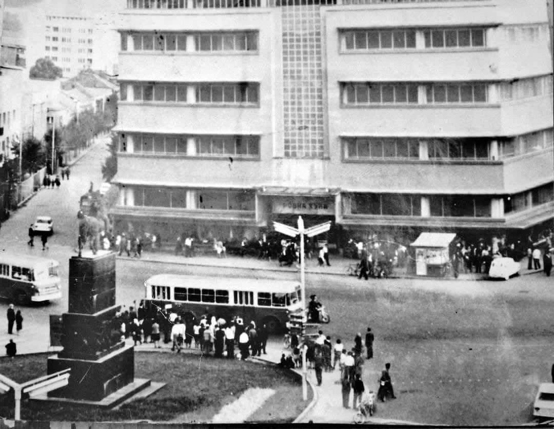 489728892 989559526244612 3345861274588766787 n