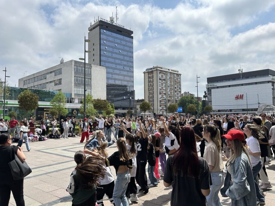 550a6579 5b54 425c b287 5be79f299dbd