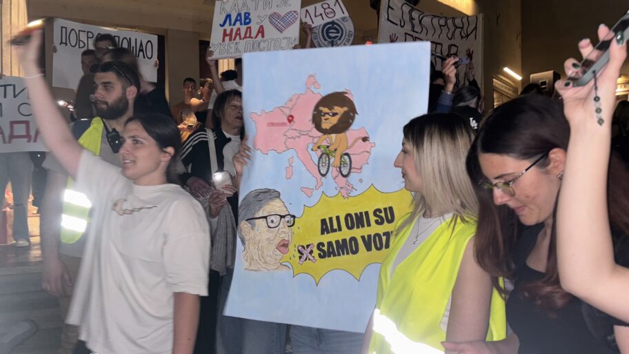 Nada i Lav se vratili kući: Niš dočekao svoje heroje koji su biciklima išli do Strazbura 5 nada 7