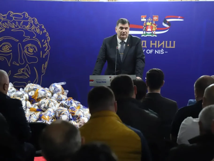 Grad Niš plaća troškove takmičenja fudbalskim niželigašima 3 zoran ignjatovic fsris foto grad nis