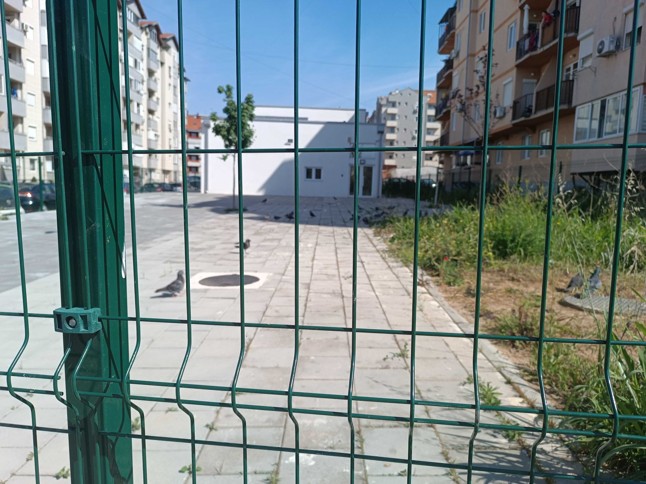 Niški vrtić pre godinu dana "otvoren", ali i dalje ne radi - opozicija kaže krov je sklon padu 1 1747237975147 scaled