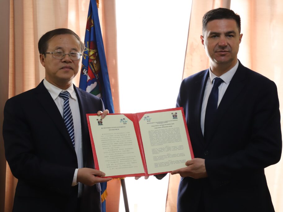 U planu da vlasnik "Aliekspresa" izgradi logistički centar u Nišu 2 dragoslav pavlovic i delegacija handzo foto grad nis