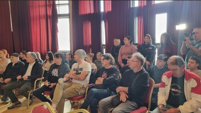 "Nebo je malo za sve" - priča o Nišu, ljubavi i duhu nekadašnjih vremena uz muziku Kerbera 5 mjuzikl kerber foto narodno pozoriste nis 3