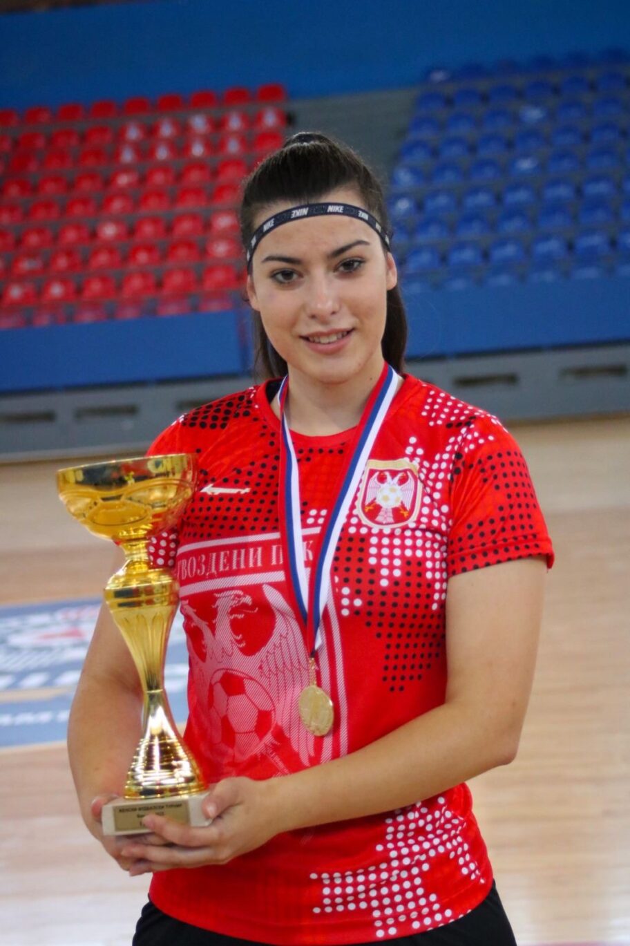 0 02 05 96ed044bb282f298f63633b7281f36df3786bb4ab40d0896d740586945d41399 21f1b37c3fe