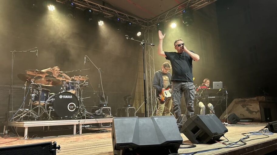 2c64352b 3f80 4ee9 a8c0 9868d7da71b3