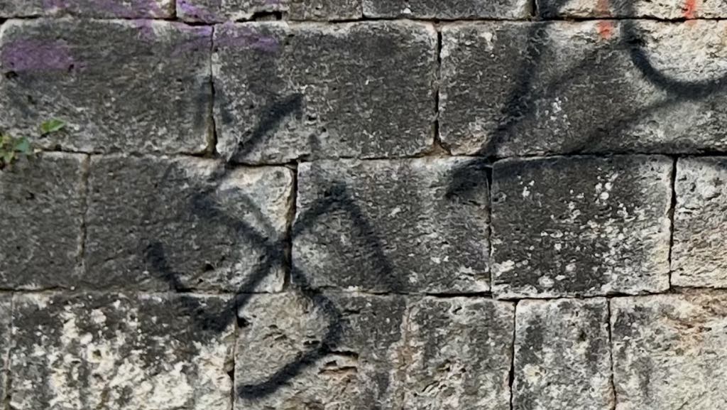 Novinarski osvrt o niškoj Tvrđavi: kulturni spomenik išaran grafitima svih vrsta 1 64fcc8ca 5308 4ae0 8156 551cd4b65686