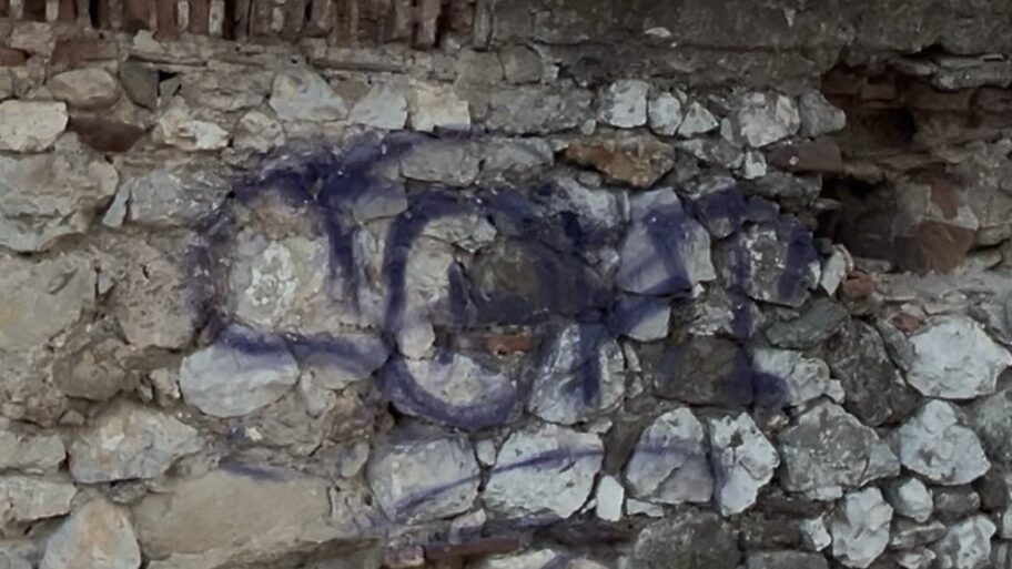 6bb5b404 42a4 45bd 82eb eaecea27e475