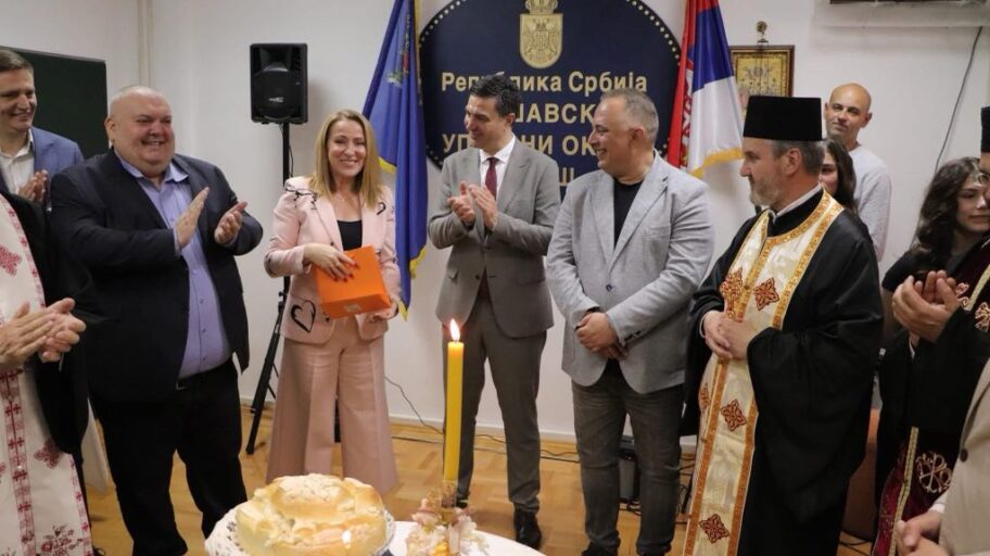 71409984 211b 4fe3 bb4d 00f65706b37f