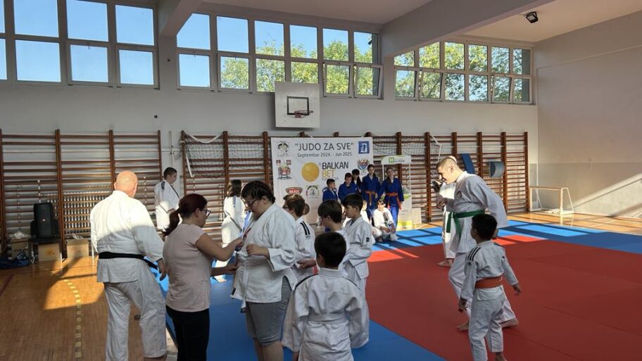 79675cd2 8ba9 47dc 8690 04bc841eb354