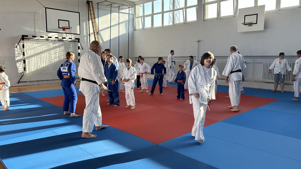 830dac90 181c 496d b1e6 cd9f4772983d