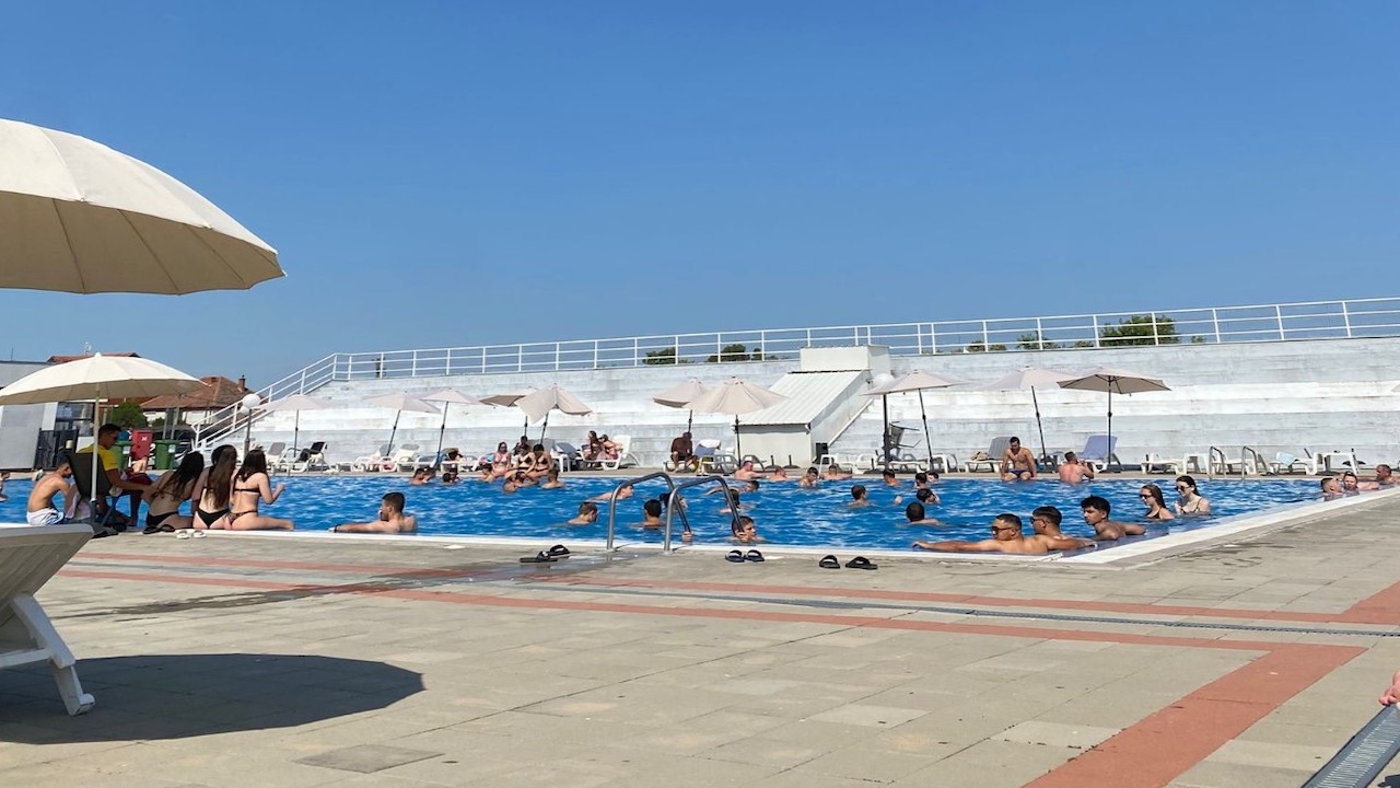 Za bezbednost kupača na bazenu u Žitorađi angažovani spasioci iz Beograda za 7 miliona dinara 1 IMG 4700