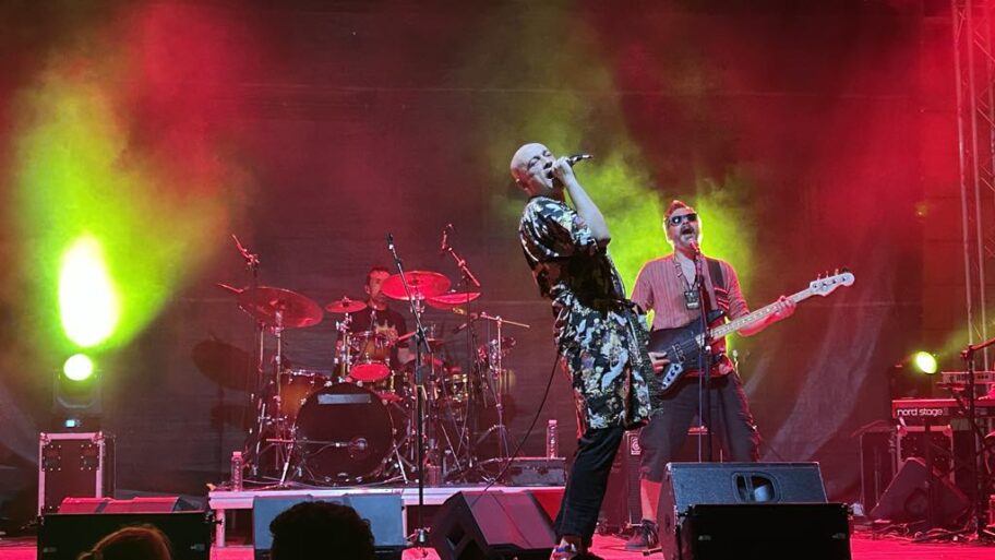 a12b27fb 606b 4bd2 8b7b debeacebffb4