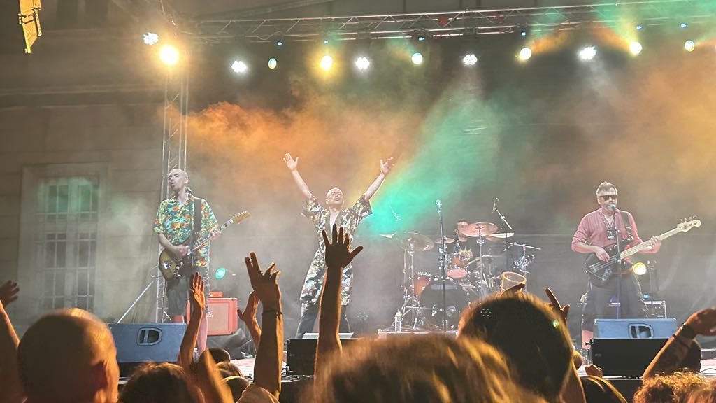 a1923a4b 6ae3 46cc b947 8573c661aa82