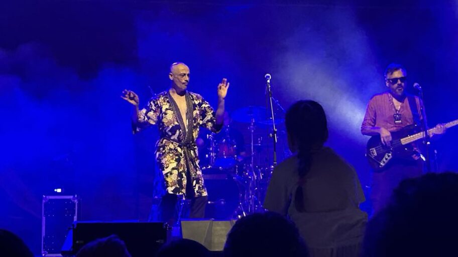 b23f2387 f17d 4e42 9927 0e88ebf01b8e